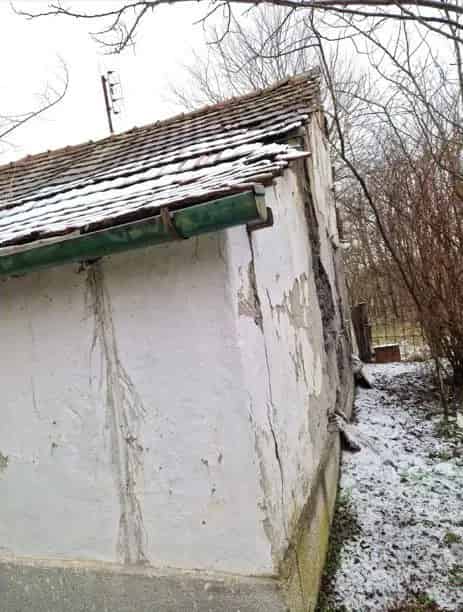 Felujítandó ház Ásotthalmon 86m2 5755m2 telekkel