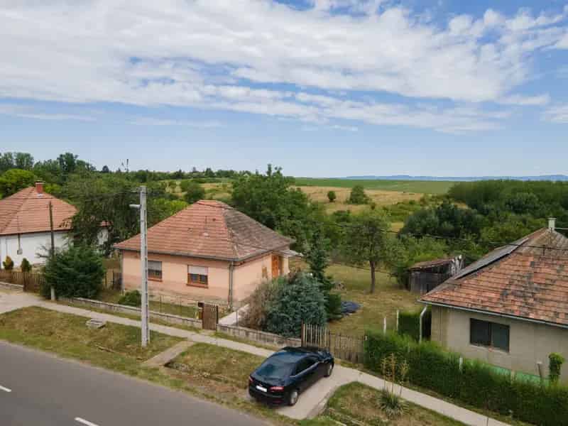 Panorámás családi ház Tereske központjához közel