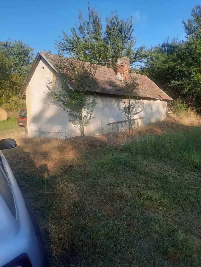Sármellék Balaton közeli zártkerti telek eladó 8378 m2