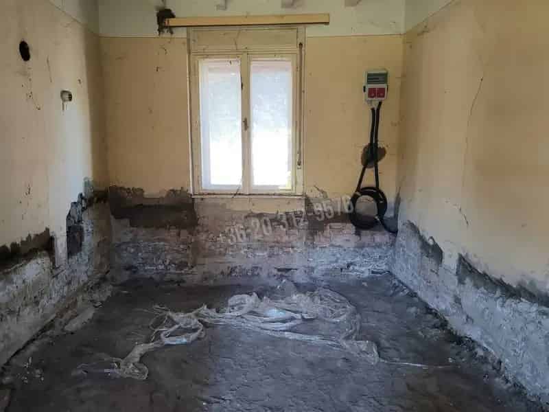 Felújítandó családi ház Békéscsabán 90 m2 720 m2 telekkel