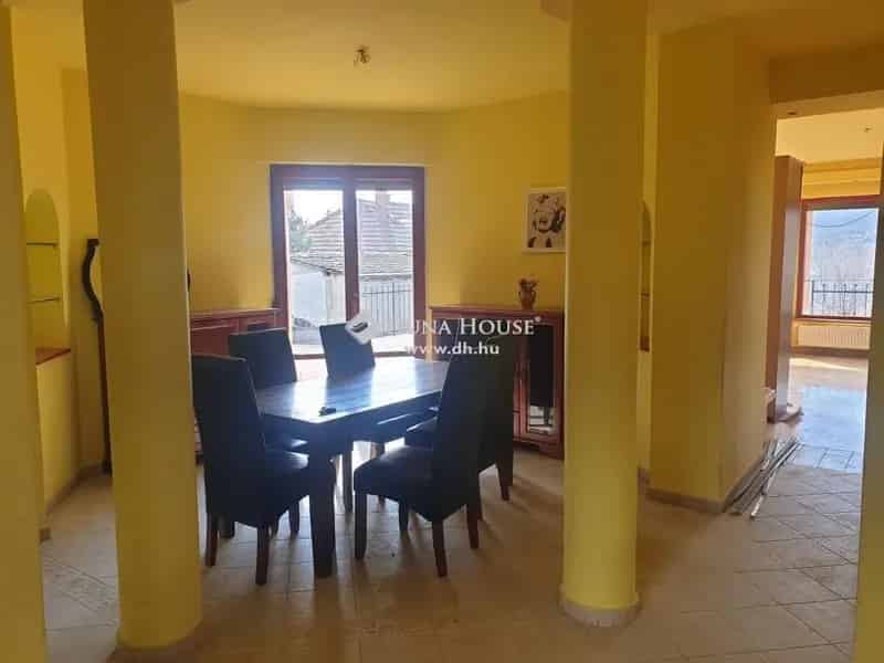 340 m2-es ház eladó Antalhegyen Ürömhegyen panorámával