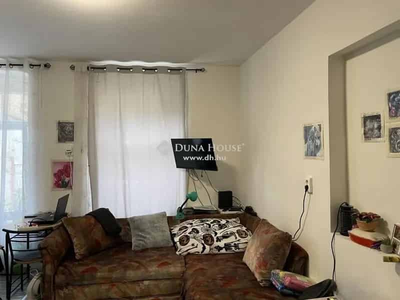 Eladó házrész Esztergomban - 150 m² - Duna-part közelében