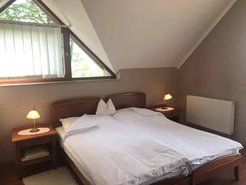 Dunai Panorámás 12 Apartmanos Vendégház Eladó