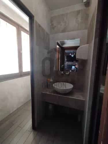 Debreceni kiadó kereskedelmi ingatlan, UZ018847