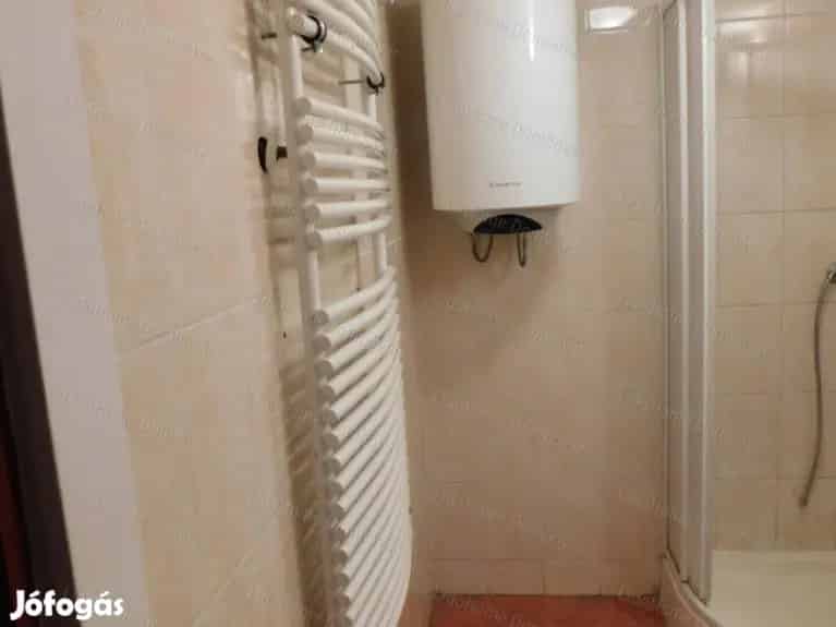 Dombóvári iparterület eladó - 695 m2