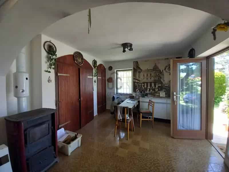 Panorámás családi ház eladó Donátustól északra