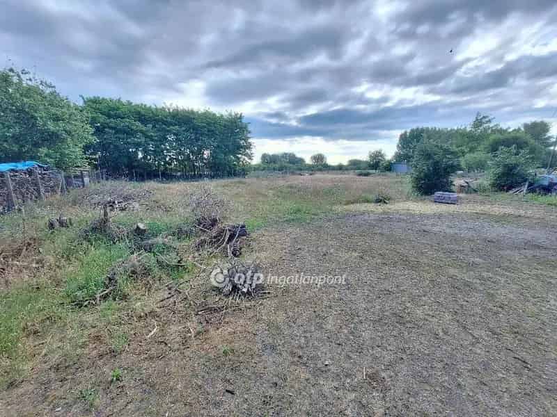 1700m2-es Telek Tiszakécskén Befektetésnek Ideális