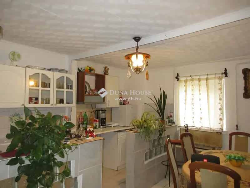 Eladó családi ház Tiszateleken 65m2 2 szoba