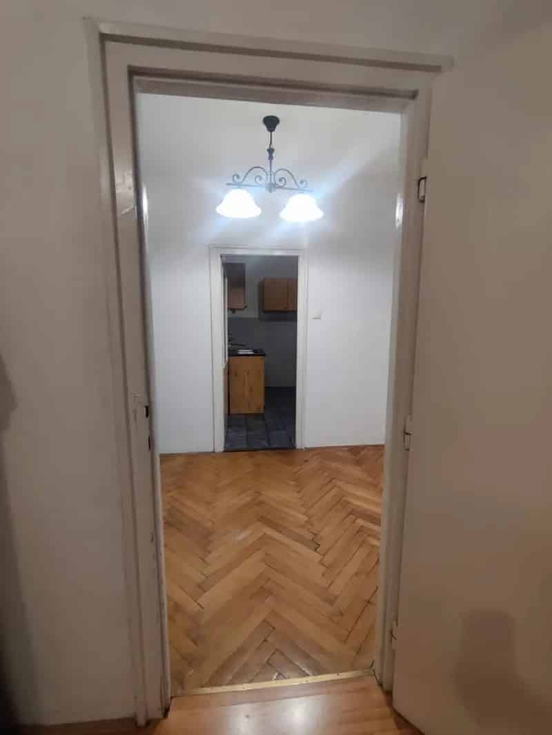 Aranyhegy 2 5 szobás erkélyes lakás eladó