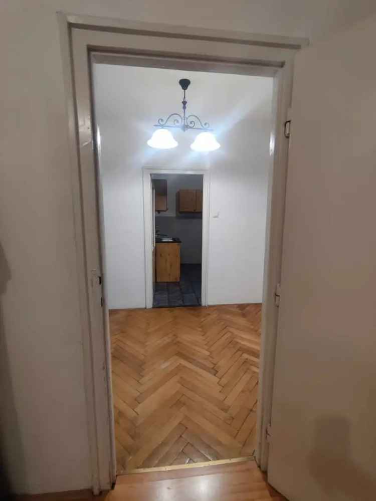 Lakás Kiadó , 1, Rákóczi Ferenc utca, Bajna, Dunántúl