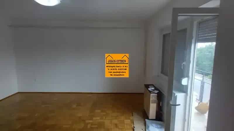 62 nm-es 3 szobás felújított tégla lakás Nyíregyházán garázzsal