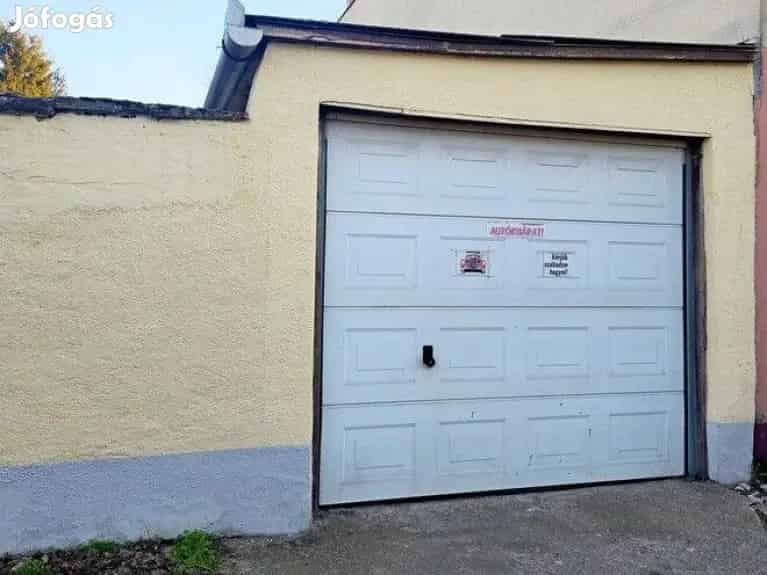 Debrecen Csapókert Önálló Garázs Eladó
