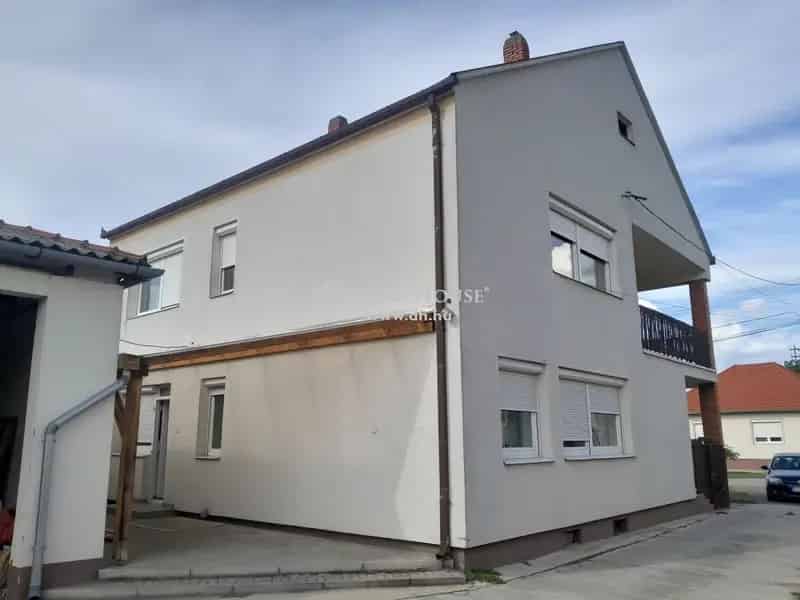 174 m2-es 2 Generációs Családi Ház Rábapordányban Eladó