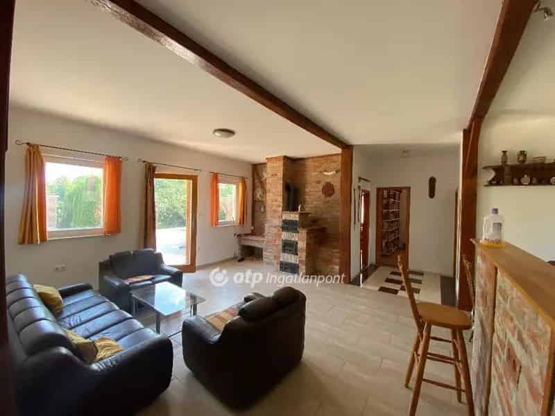 Családi ház eladó Szilsárkányban - 90m2, 2237m2 telek, melléképület