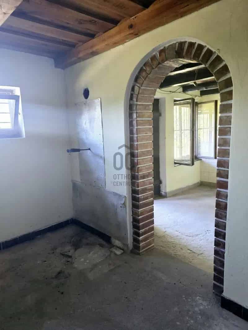 Tab feletti panorámás telek eladó szőlővel és gyümölcsössel