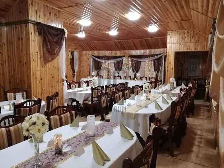 Tuzsér családi ház lottózó rendezvényközpont eladó