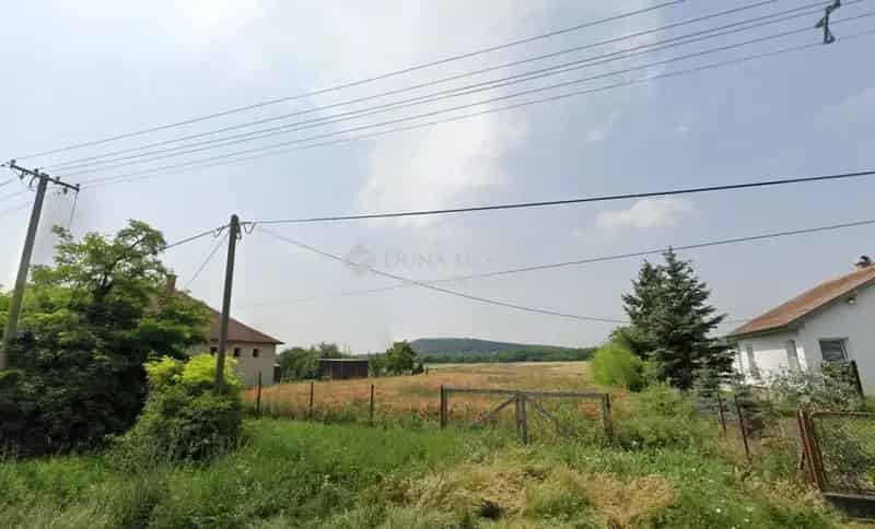 Pázmándi telek eladó 6693 nm - befektetésnek vagy otthon építésre