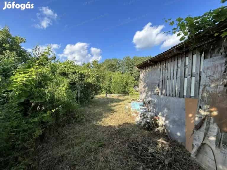 Környei Telek Elado 1336 nm Preshazzal Zartkert