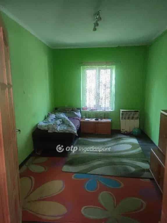 Fegyverneki családi ház eladó - 118m2, 3 szoba, melléképület