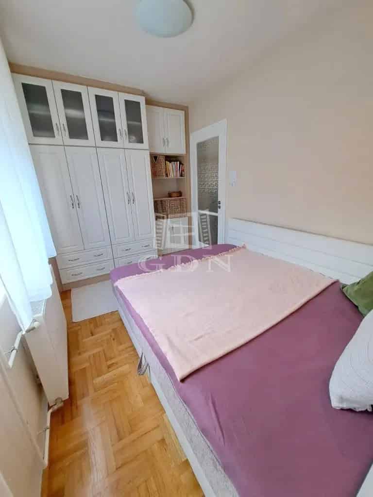 Velencei-tói családi ház eladó - 2 nappali + 2 hálószoba