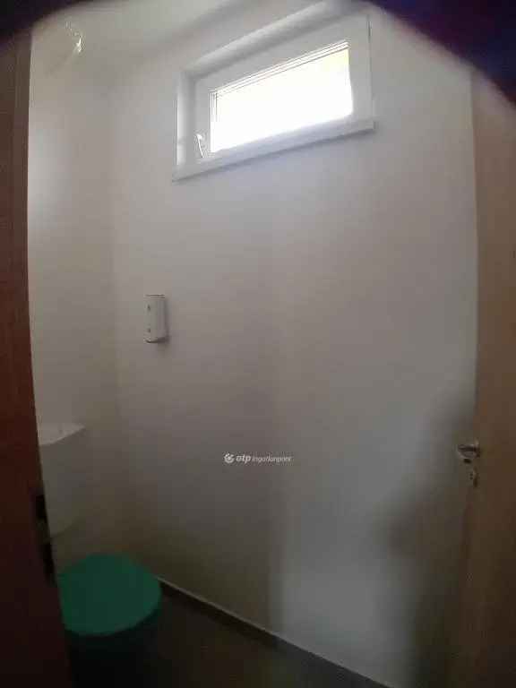 Hajdúszoboszló 86nm-es 3 szobás felújított családi ház