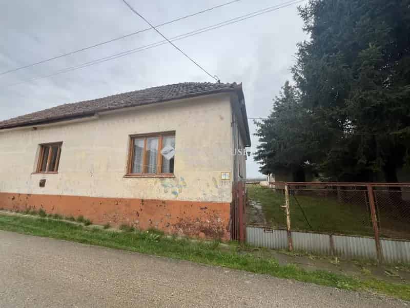 Véméndi felújítandó családi ház 173 nm 1336 nm telken