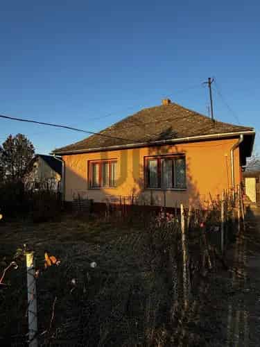 Nyíradonyi eladó családi ház hatalmas telekkel DHZ027757