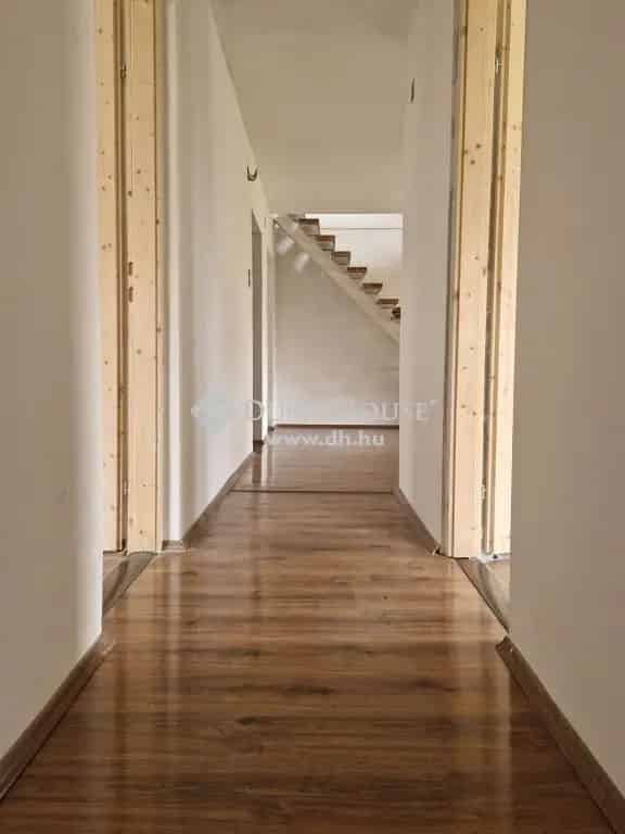 Felujitott csaldi haz Tiszafureden - 120 m2
