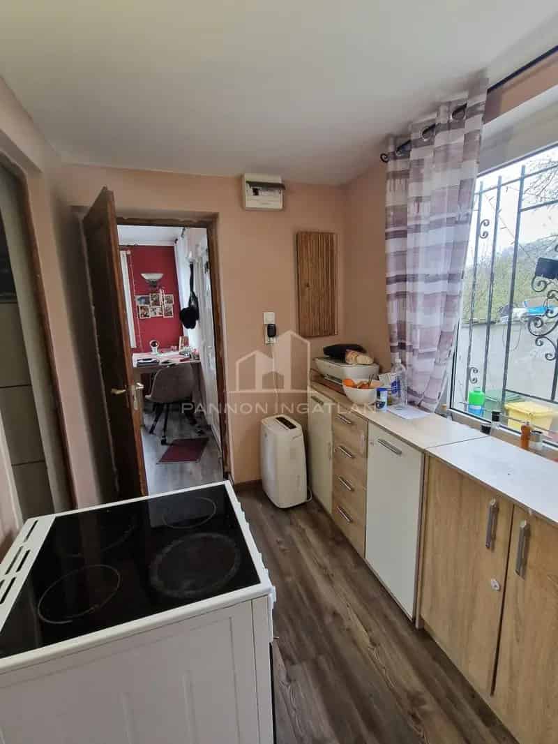 Aranykoronás Zártkert Lepsényben Balatonhoz Közel
