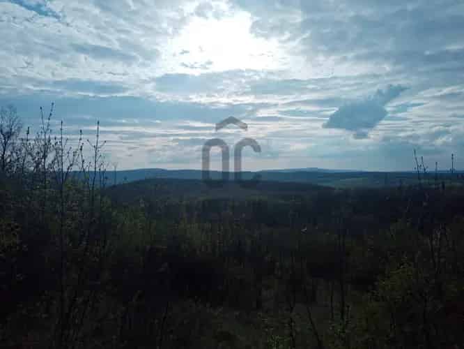 Mencshelyi eladó telek panorámával