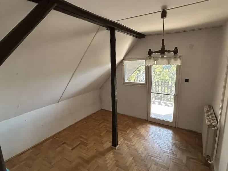 120 m2-es családi ház Rákoskert - dupla garázs - 815 m2 telek
