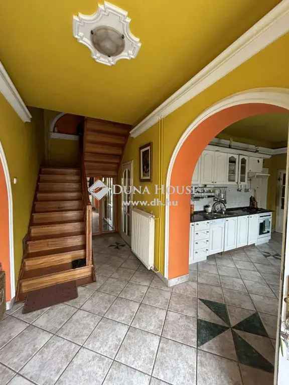 149m2 Albertirsa Tégla Ház 24m2 Terasz 45m2 Garázs 719m2 Telek