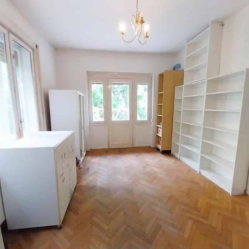 60 nm-es 2 szobás lakás eladó II kerületben Rózsadombon