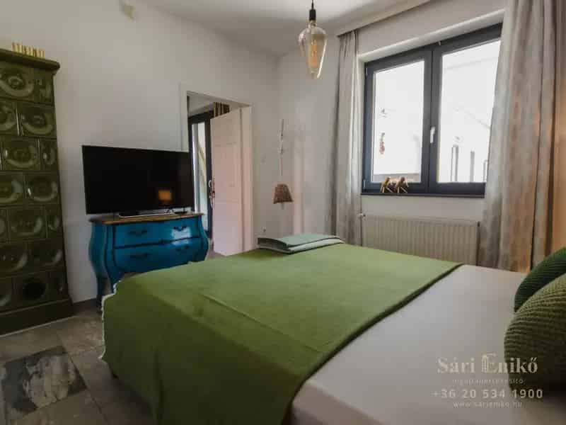 230m2-es földszintes téglaház Balatonőszödön nagycsaládosoknak