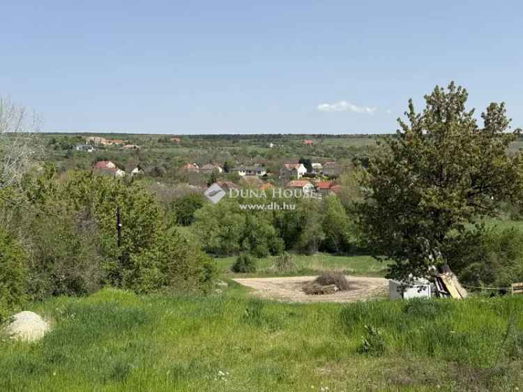 Telek Eladó , Sóskút, Közép-Magyarország