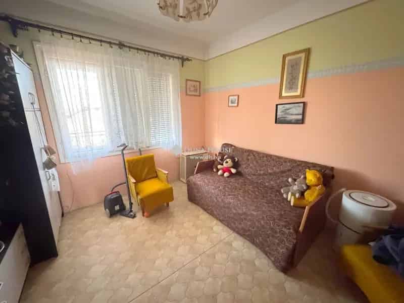 120 nm-es 3 szobás családi ház Tiszaeszlár