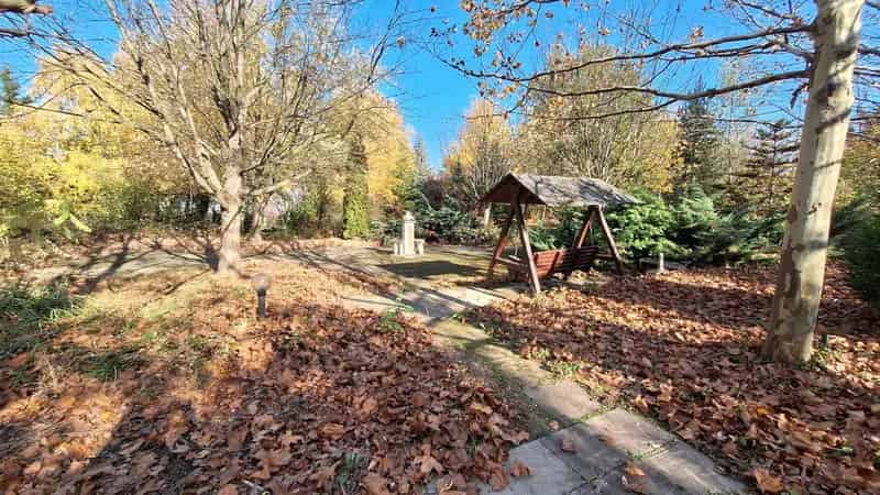 Győrújbarát 8426 m2-es Parkosított Telek Eladó