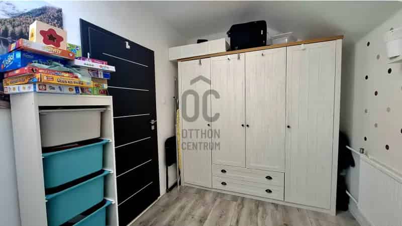 Pécsi eladó lakás, H506327