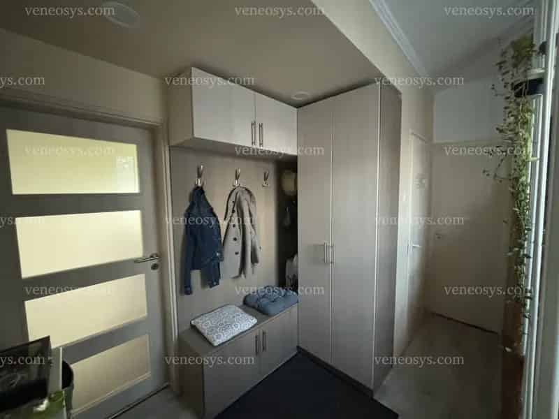 Egri panorámás családi ház eladó - 150 nm, 6 szoba, garázs