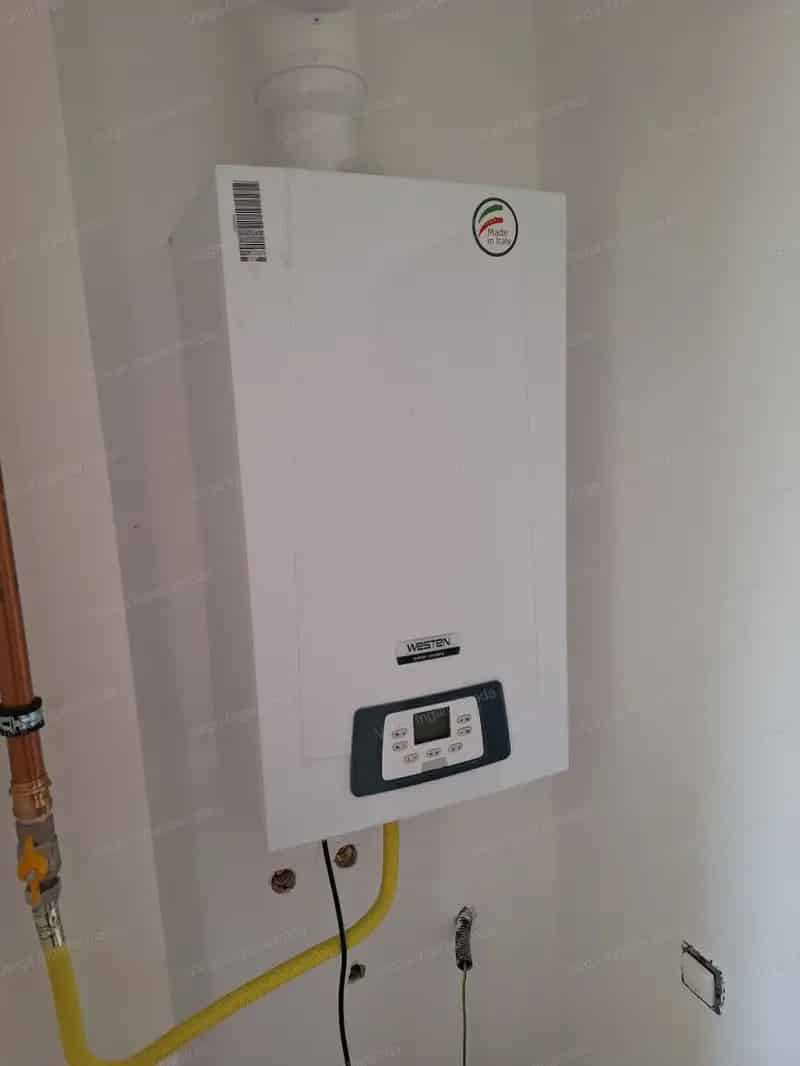 Sopron 30 nm-es 2 szobás lakás eladó erkéllyel és saját kertrésszel