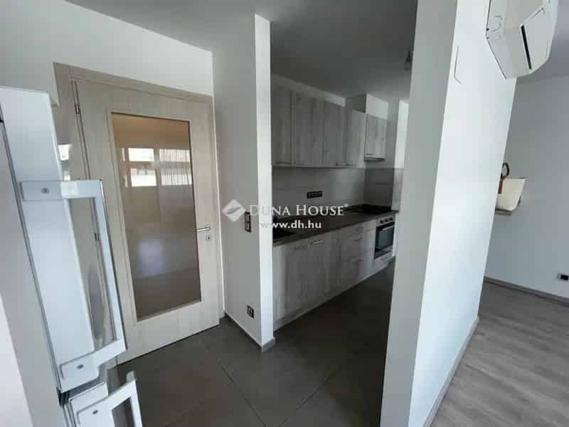 Allure Residence Garzonlakás Kiadó 30nm 9emelet Panoráma Terasz