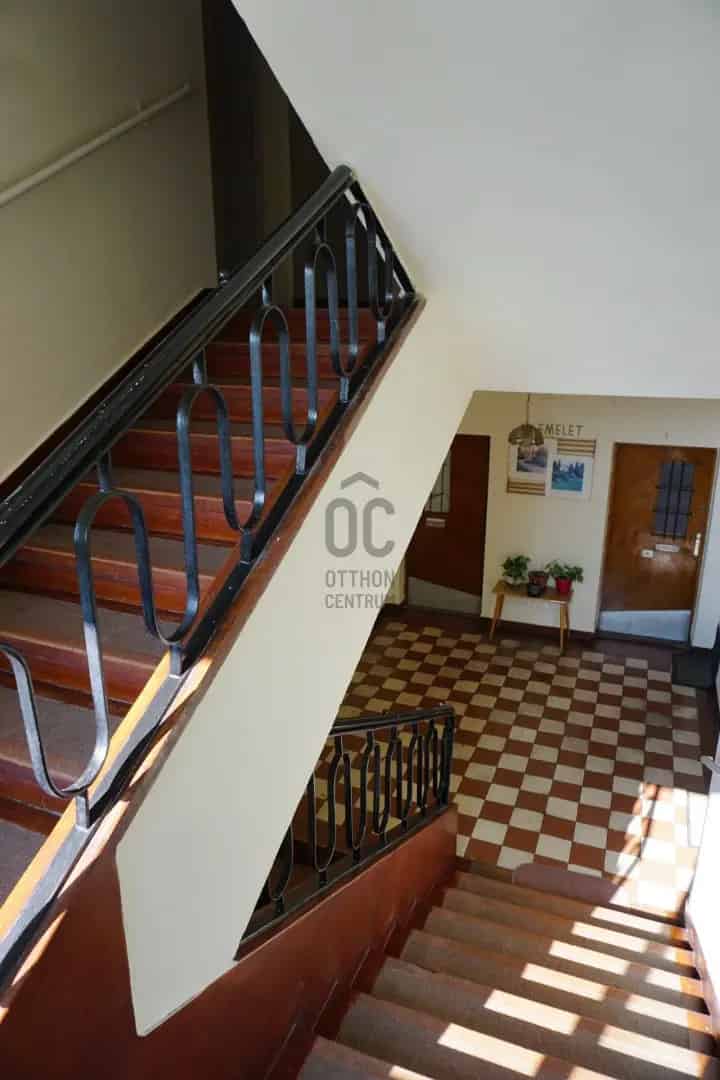 42 m² 2 szobás erkélyes lakás Budapest XI kerületben