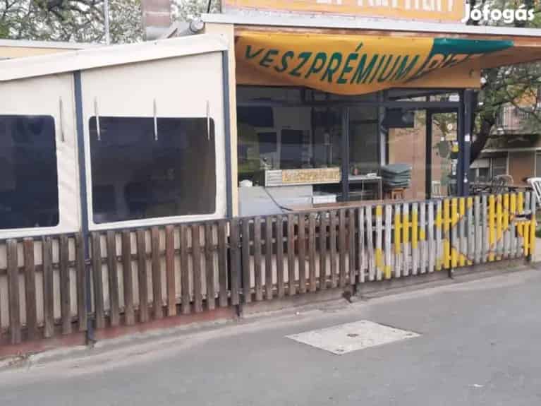 Veszpremi uzlet elado 38 nm 80 nm telekkel