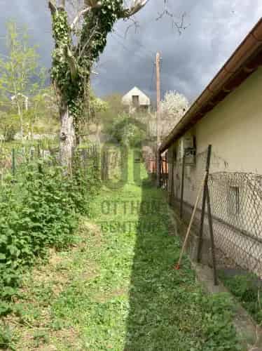 Törökbálinti eladó telek 889 nm József-hegy LKE-1
