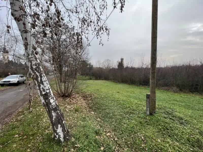 Kompolt Telek Eladó 1025 m2 Aszfaltozott Utca