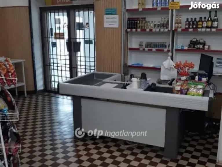 200 nm-es Üzlethelyiség Eladó Debrecenben Kassai úton