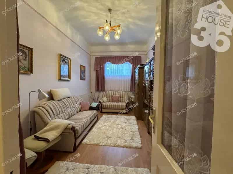 100m2-es felújított ház Kiskunfélegyházán családoknak