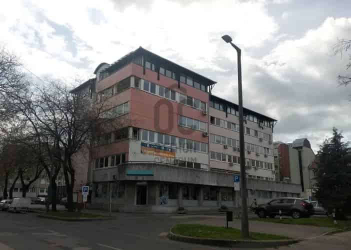 Szekszárdi eladó üzlethelyiség 341 nm földszint befektetőknek