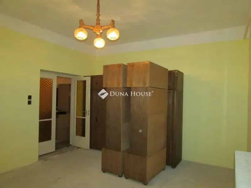 Monor Központ 152m2-es Családi Ház Eladó