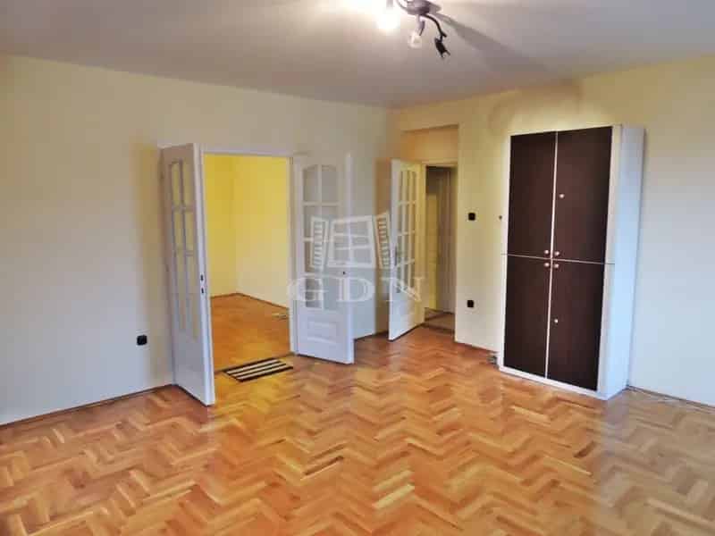 Háromgenerációs családi ház Budapest X kerület Óhegyen